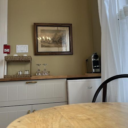 Surfside Inn Queensland Bagian luar foto